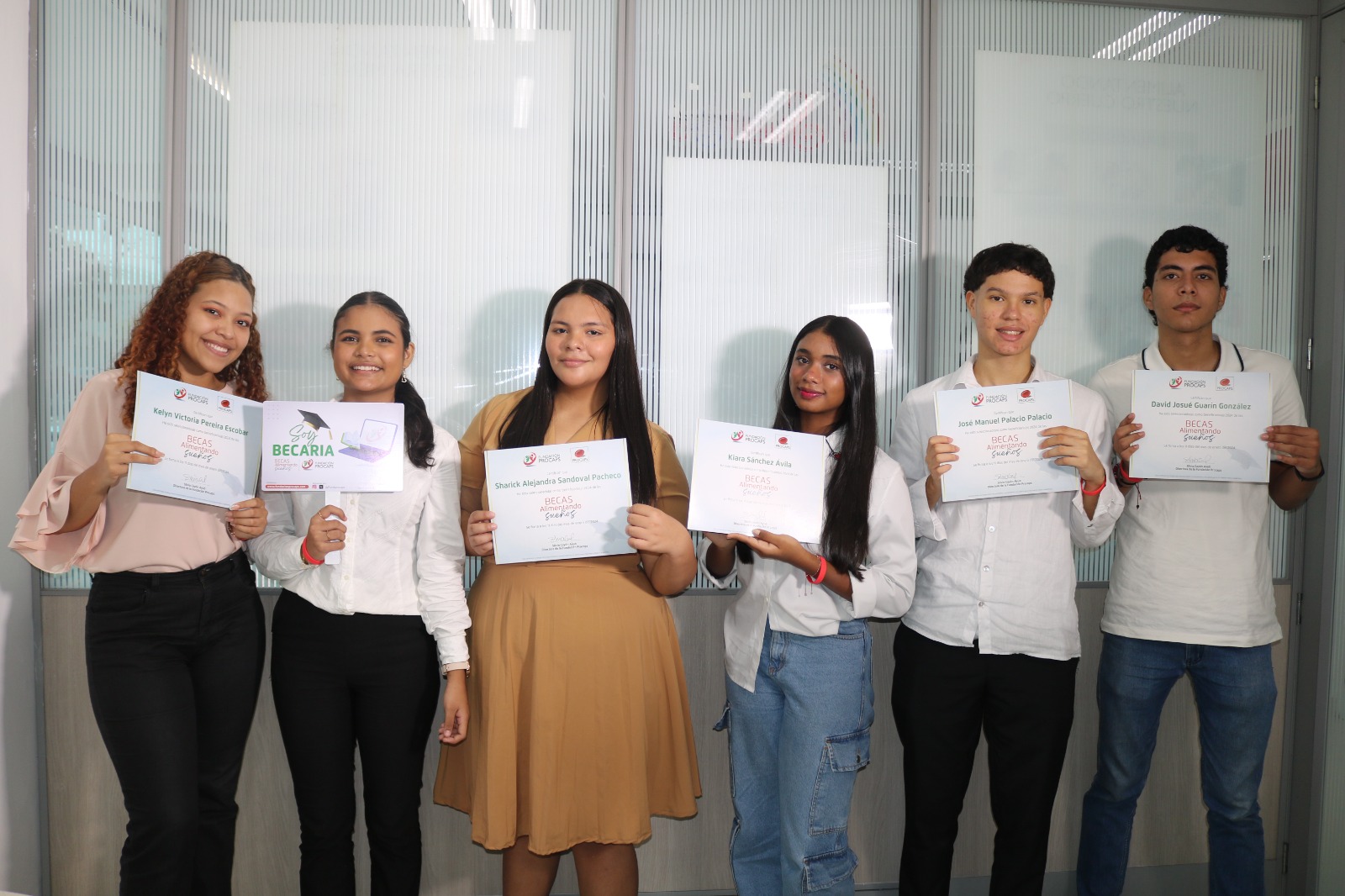 Imagen de la nota Ganadores de la beca universitaria Alimentando Sueños 2024